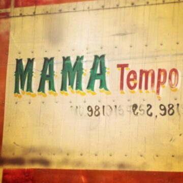 MAMA Tempo truck lettering